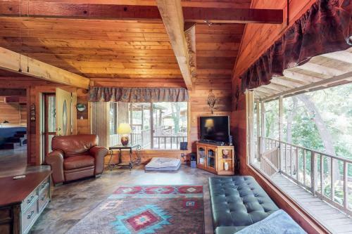 Creekside Casita