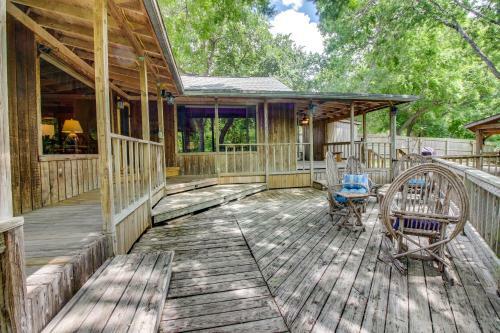 Creekside Casita