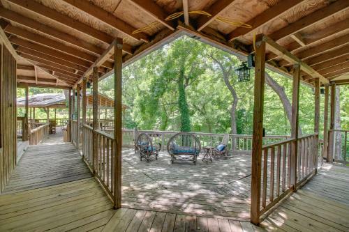 Creekside Casita