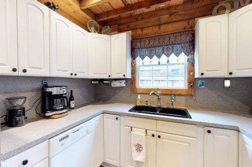 Creekside Casita