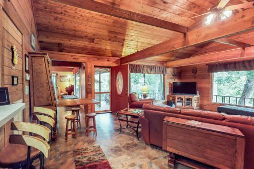 Creekside Casita