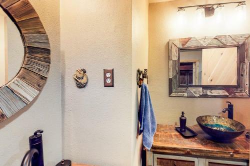 Creekside Casita