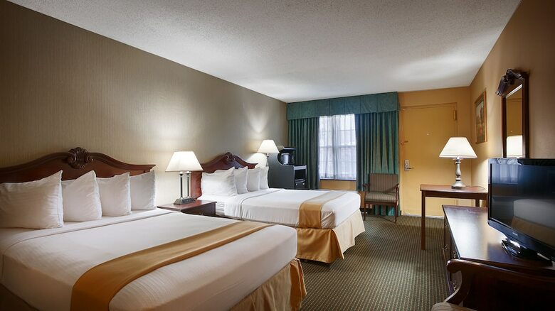 Hotel Clarion Inn Falls Church- Arlington