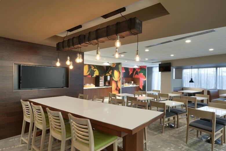 Hotel Fairfield Inn & Suites By Marriott Springfield North