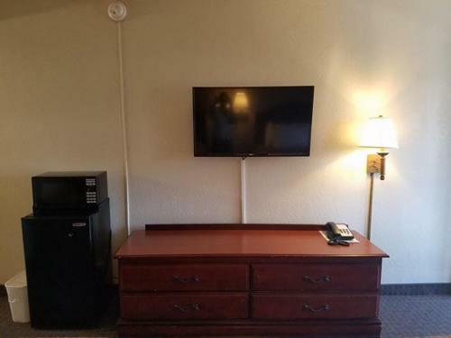 Attleboro Motor Inn