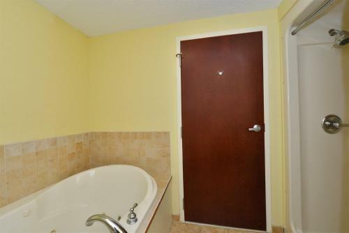 Hotel Best Western Plus Crossroads Inn & Suites