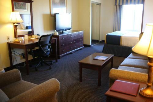 Hotel Best Western Plus Crossroads Inn & Suites