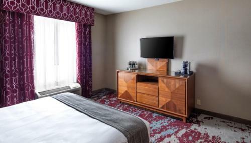 Bear Springs Hotel