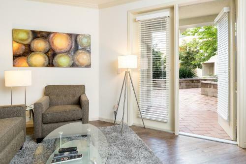 Apartamento Global Luxury Suites At Baypointe Station