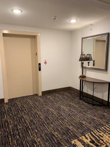Grandstay Hotel & Suites