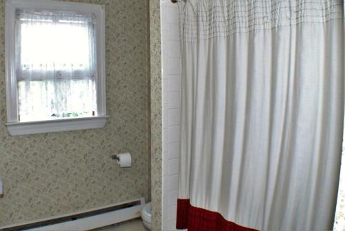 Bed & Breakfast The White Birch Inn & Annex