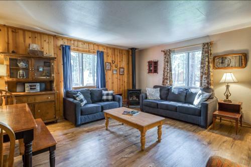 Spruce Grove Pioneer Cabin Condo