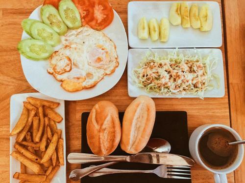 Bed & Breakfast Nhat Son Guesthouse