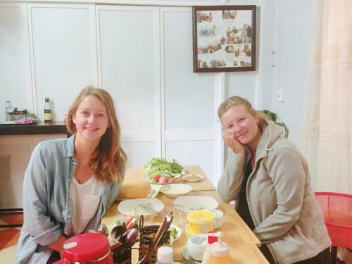Bed & Breakfast Nhat Son Guesthouse