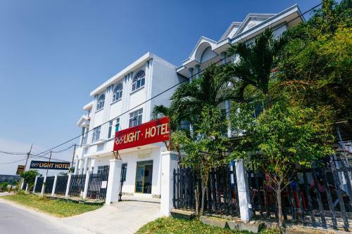 Light Hotel