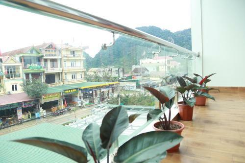 Gold Plus Hotel