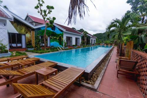 Hotel Son Doong Bungalow