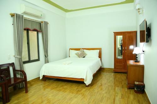 Son Tinh Hotel