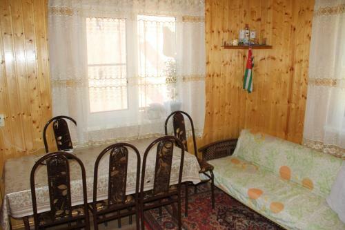 Hostal Asta+ Vacation Home