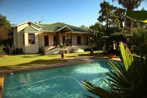 Bed & Breakfast Peppertree House Bnb And Self-catering