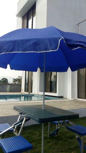 Villa 3bhk AC Bungalow With Swimming Pool White House!