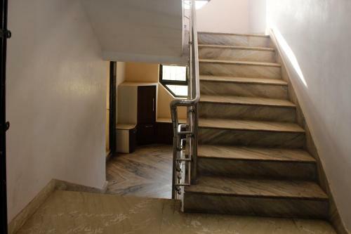 Hostal Ramdhiri Corporate