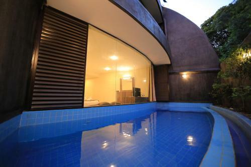Hotel Shilhaandara