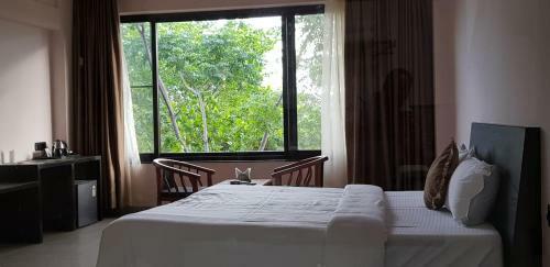 Hotel Shilhaandara