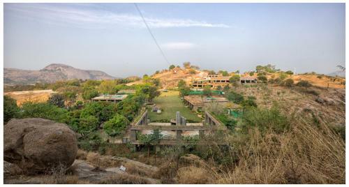 Hotel Shilhaandara
