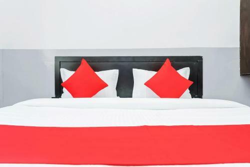 Hotel Oyo 36705 Laxmi Lodge New