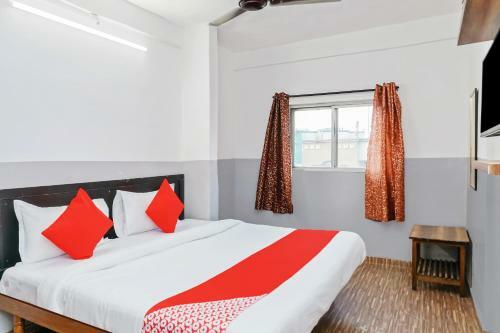Hotel Oyo 36705 Laxmi Lodge New