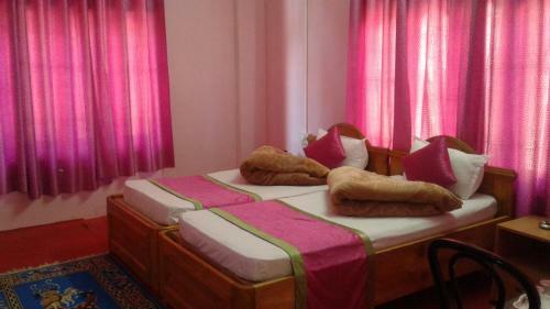 Zambhala Hotel