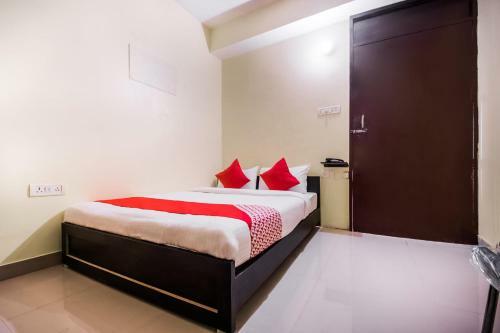 Oyo 26664 Hotel Kumar Inn