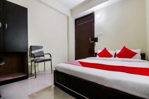 Oyo 26664 Hotel Kumar Inn