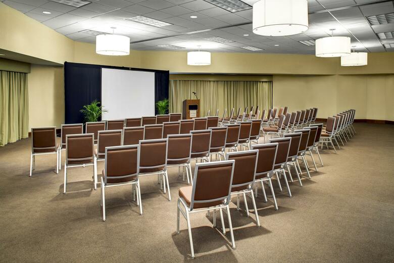 Hotel Four Points By Sheraton Studio City