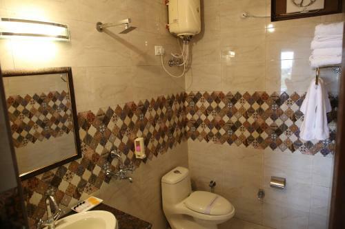 Hotel Dewdrop Classic Fall Resort