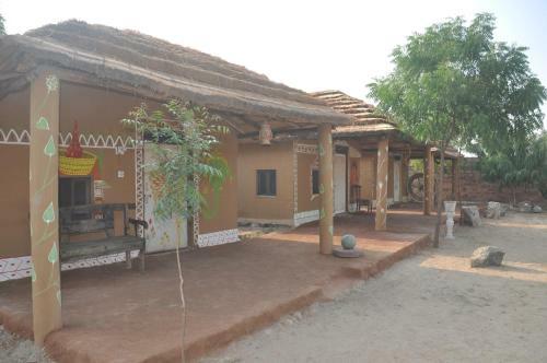 Hotel Bishnoi Village Camp & Resort