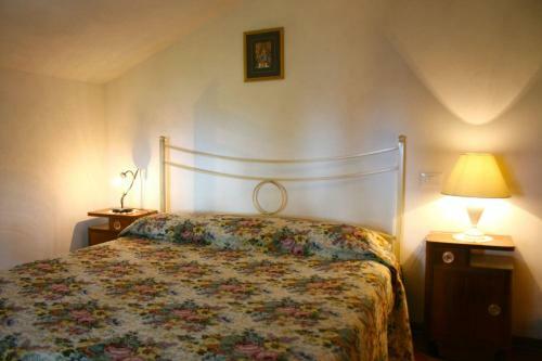 Santa Maria Alla Rassinata Villa Sleeps 15 Pool