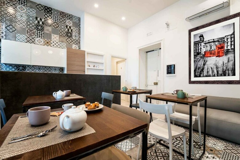 Hostal New Gallery