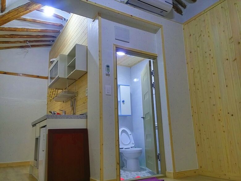 Hostal Chowoo Guesthouse