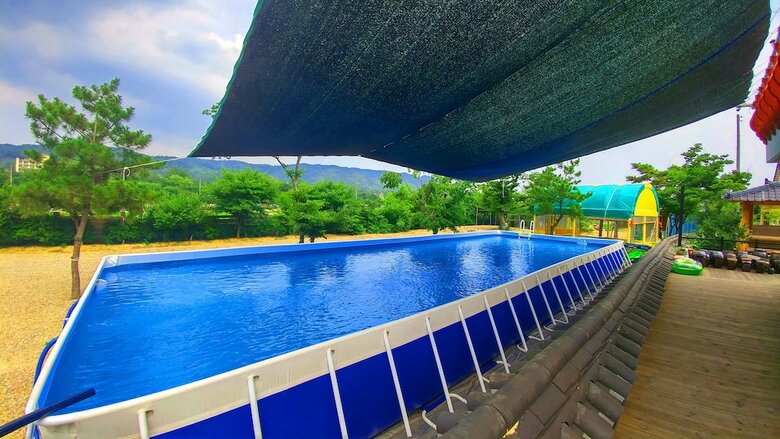 Hostal Chowoo Guesthouse