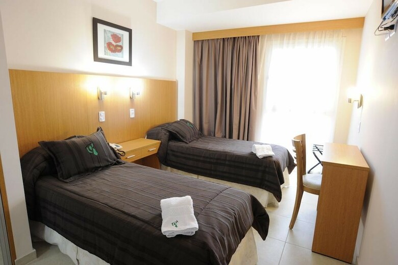 Hotel Osam