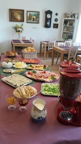 Hostal Hubertus Rewal