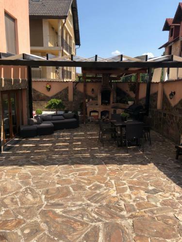 Hostal Pensiunea Laura