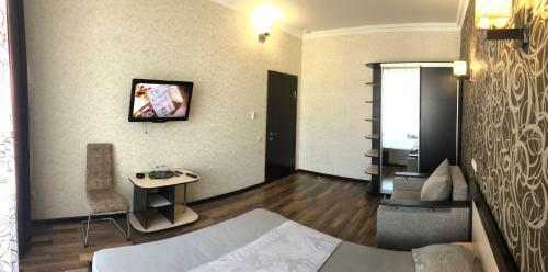 Hostal Nikos Hotel