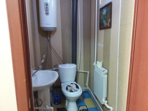 Hostal Alex Guest House