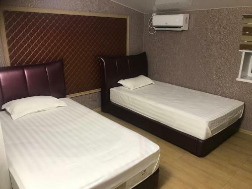 Hotel Seven
