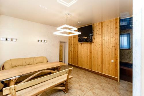 Hotel Seven