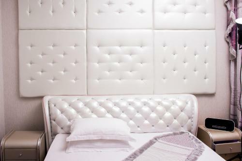 Hotel Seven
