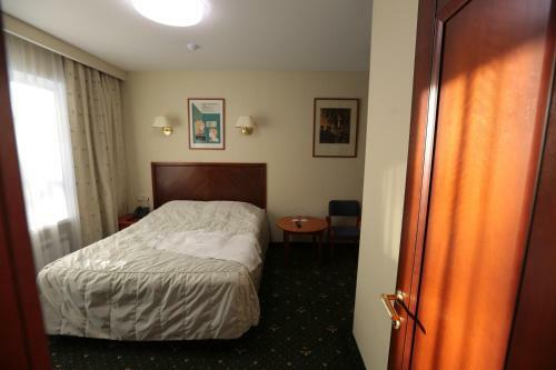 Dom Pionerov Hotel